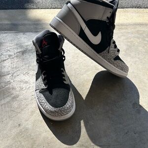 Nike Jordan High Top Shoes Black and Gray